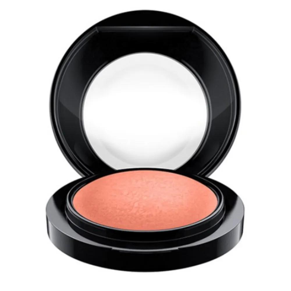 

MAC Mineralize Blush 3.2g Blush Like Me Love Me