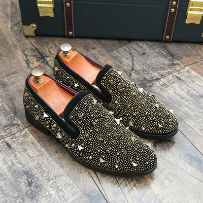 Men's Shoes Large Size New Leather Shoes Fashion Matte Rivet Loafers Nightclub Hairstylist Pointed Toe Leather Shoes