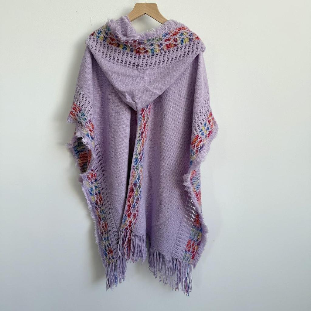 Ethnic Style Hooded Tassel Shawl Cloak – Women's Warm Knitted Cape, 2025 Collection.