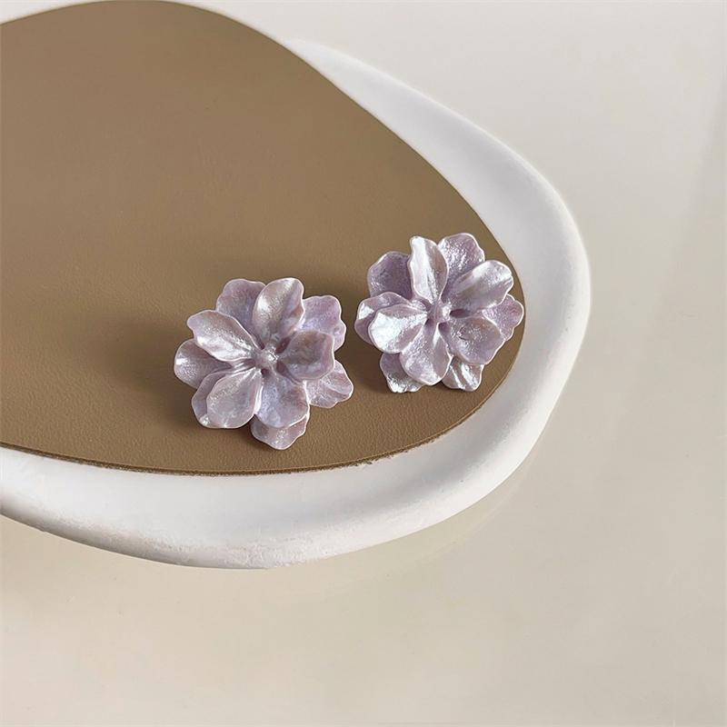 Exquisite Big Purple Flower Stud Earring for Women French Retro Elegant Japanese Sweet Resin Ear Wedding Party Jewelry