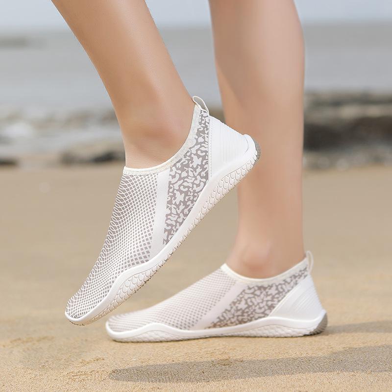 Unisex Beach & Water Sport Shoes: Diving, Snorkeling, Wading, Swimming, Soft Anti-Cut Barefoot Skin Shoes