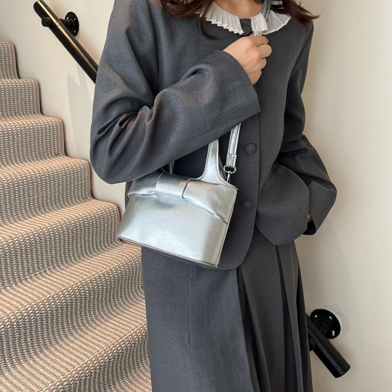 Premium bag women's bag 2025 new fashion versatile messenger bag portable bucket bag small bag