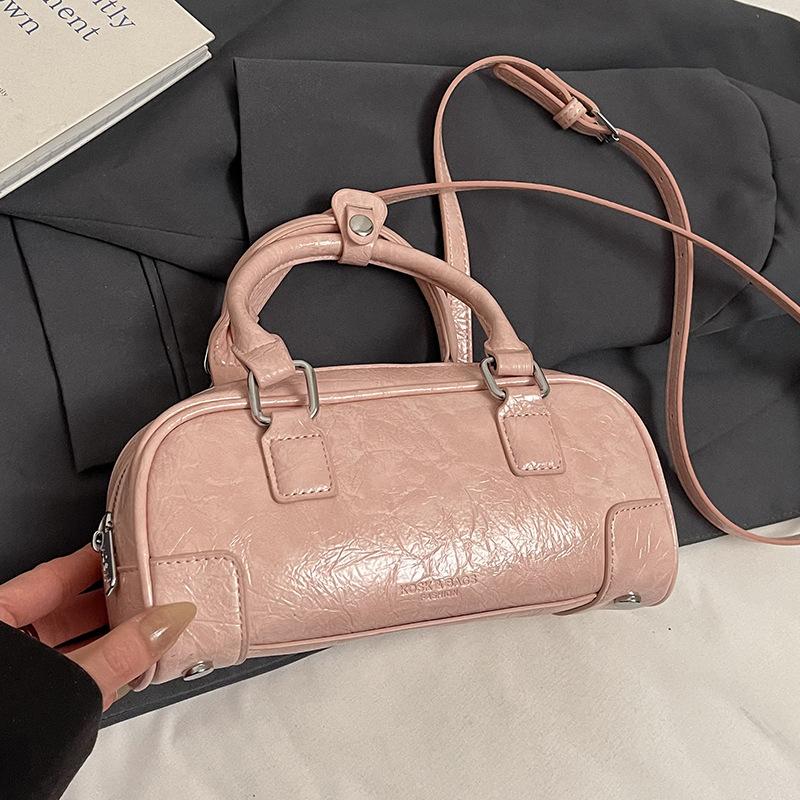 Korean niche simple portable bowling bag women 2025 new versatile foreign style fashion messenger pillow bag