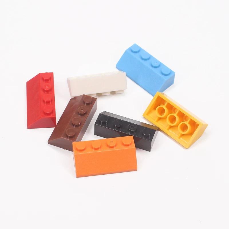 50 PEÇAS TELHA 2X4/45° Compatível 3037 Peças, Inclinações Peças Autoencaixáveis Blocos de Construção Brinquedos Acessórios