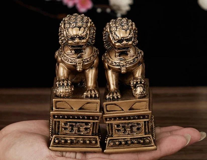 Harz Beijing Palastmuseum Löwenfiguren und Statuetten Chinesische Maskottchen Haus Zimmer Büro Reichtum Glück Feng Shui Dekoration ein Paar