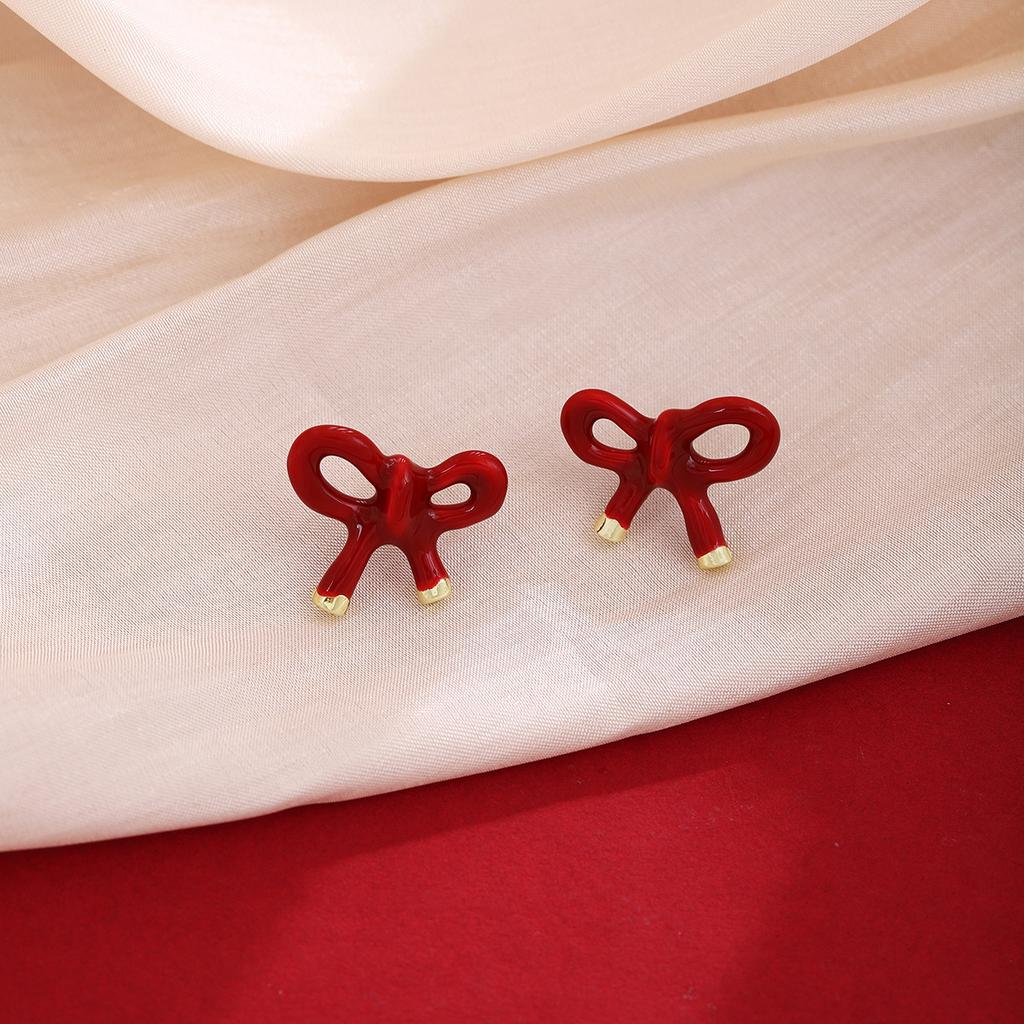 Irregular Ankola Red Bow Stud Earrings, Autumn And Winter Port Style, High-End Sense, Simple And White Earrings.