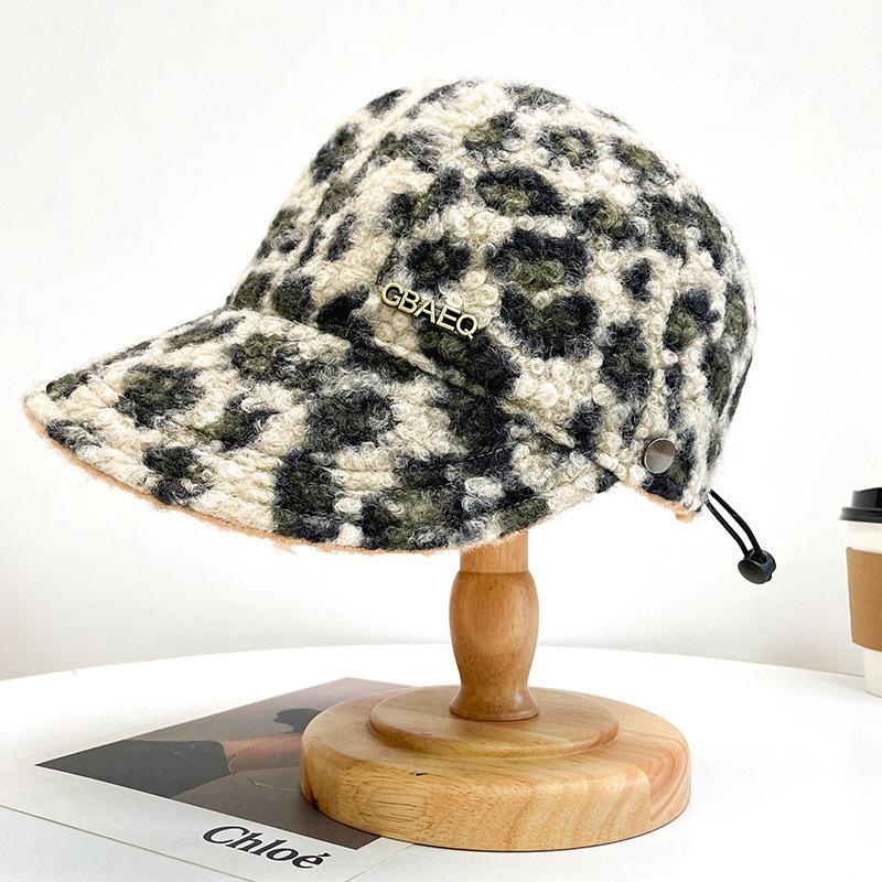 

Детская зимняя ретро ветрозащитная флисовая утолщенная двухсторонняя теплая шляпа рыбака с леопардовым принтом, шляпа для верховой езды, маленькая шапочка, подчеркивающая лицо 56-60CM