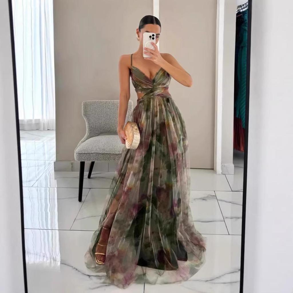 Sukienka z siateczkowym wzorem na ramiączkach spaghetti - Kolekcja Wiosna/Lato 2026 - Idealna na wakacje, codzienne wyjścia i imprezy