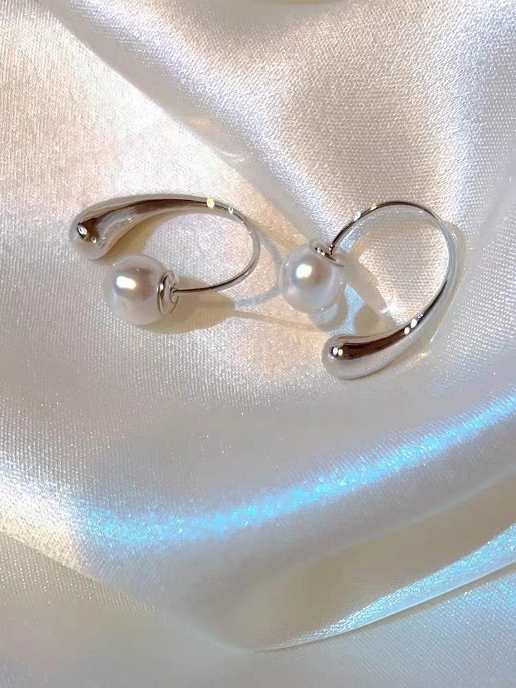 Premium sense niche design unique pearl earrings earrings temperament earrings new trendy popular stud earrings