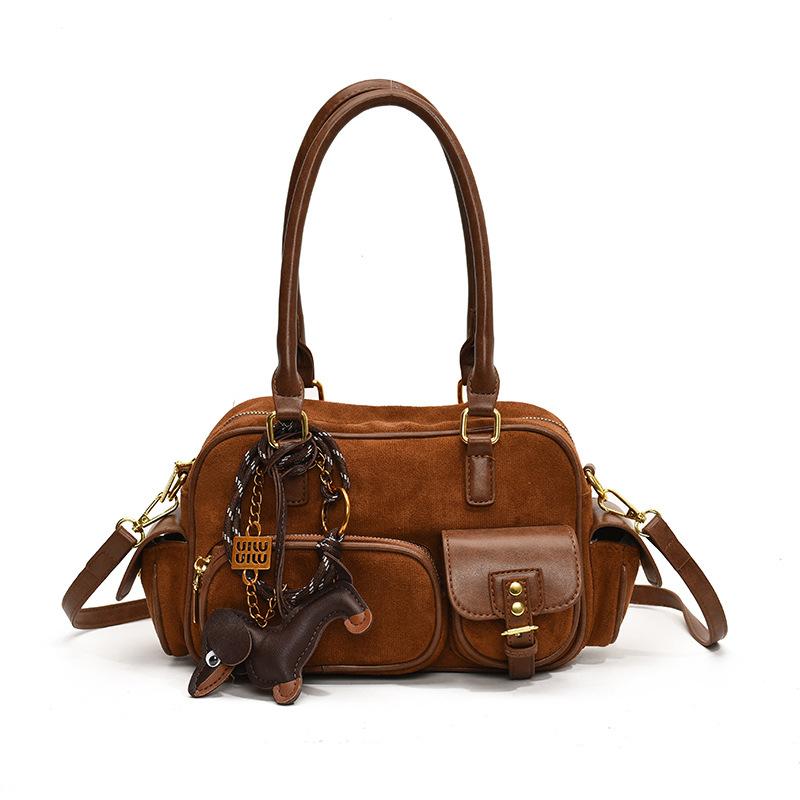 This Year's Popular Bag Women's Large-capacity 2025 New Autumn and Winter Versatile Matte Messenger Bag Portable Commuter Tote Bag