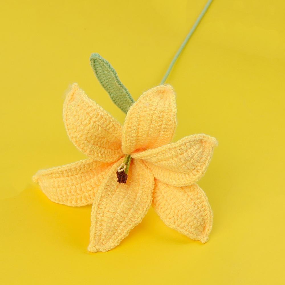 Gifts Hand-Knitted Lily Flower Lightweight Fake Flower Plants  Home Decor