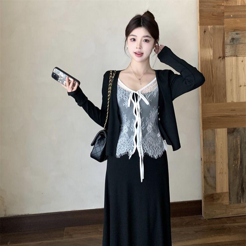 The new autumn French black long-sleeved dress women's clothing is popular this year, and the long dress is a suit.