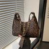 Korean Version of Fashionable Versatile Casual Shoulder Bag Women's 2025 Autumn New Temperament Texture Leopard Print Armpit Bag