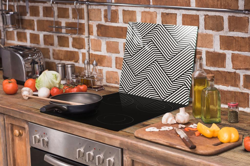 Glass protective plate for the stove 50x52 Pattern