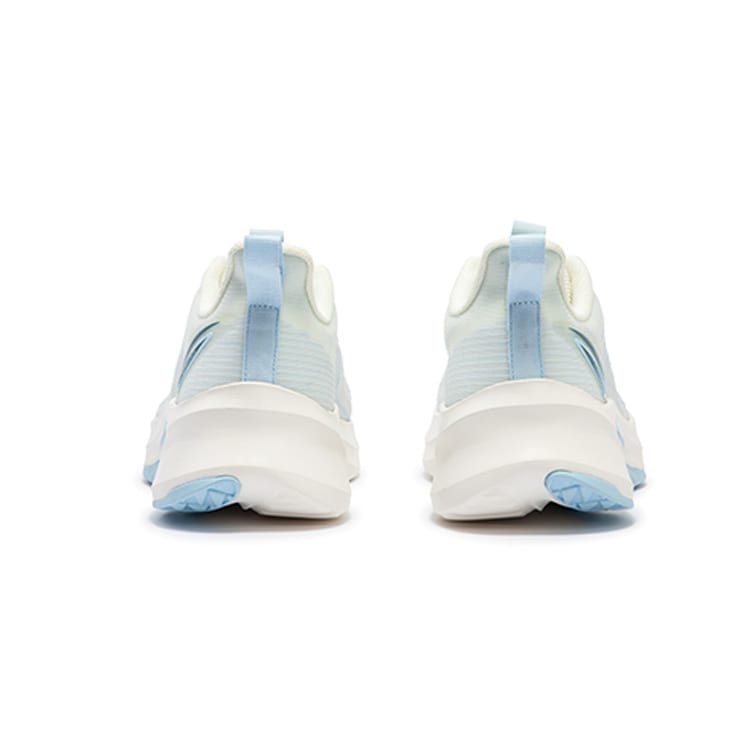 361 Sharp Teeth Slip Resistant, Abrasion Resistant, Breathable Low Top Running Shoes Men's Glacier Blue 672422225-1