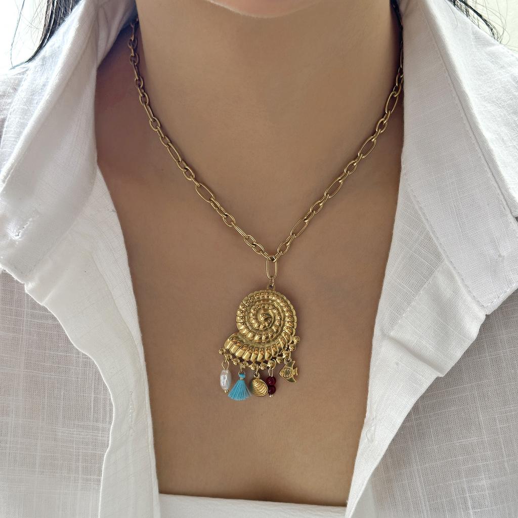 Fashion Stainless Steel Metal Conch Necklaces for Women Cute Shell Tassel Ceramic Fish Necklaces Party Daily Jewelry Gifts