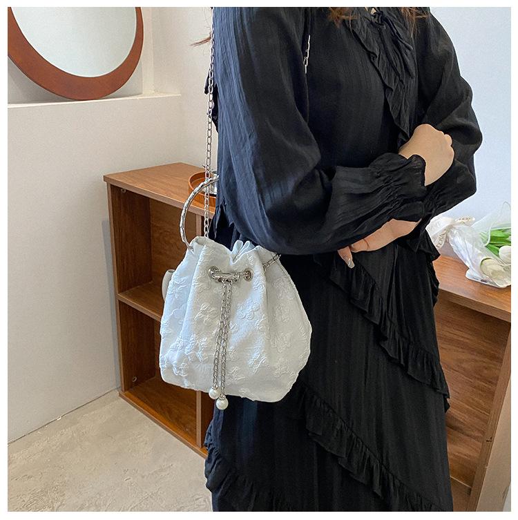 1Pc Fashion Trend Portable Small Bag Women's Bag 2026 New Foreign Style Summer Texture Bucket Bag Single Shoulder Crossbody Women's Bag