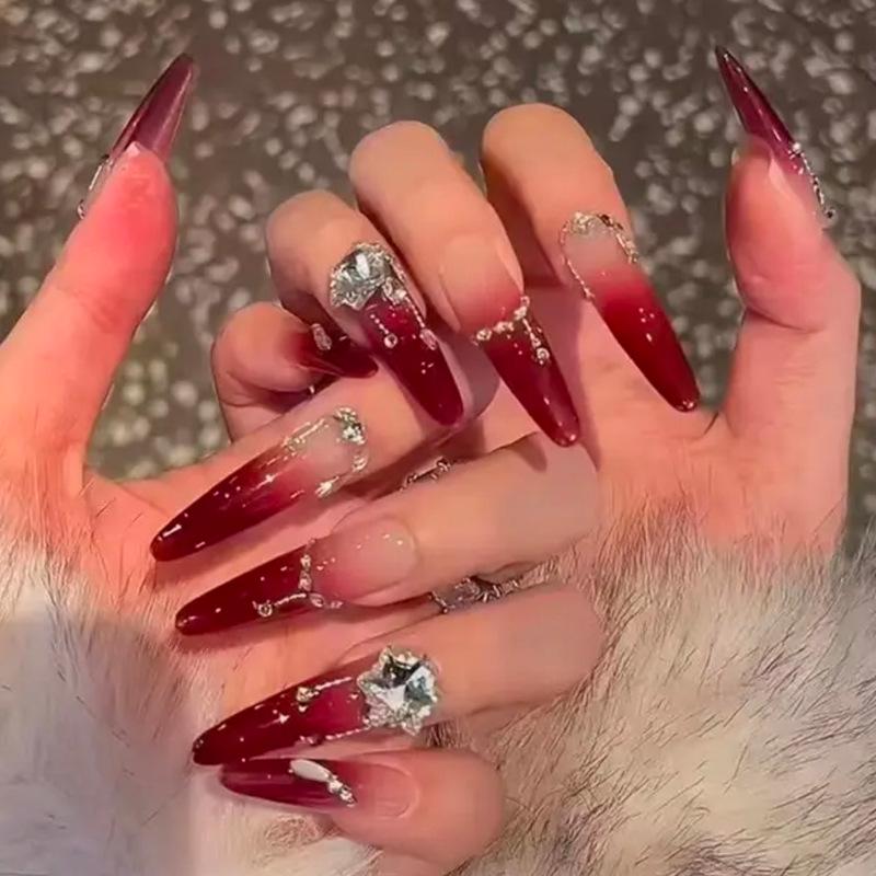 Xiaohongshu Handmade Red Floral Nail Art: Wearable, High-End Whitening Nail Tips Stickers
