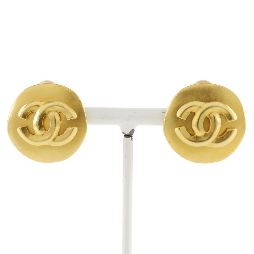 Chanel COCO Mark Earring Vintage Plated Gold 20.9g Women Used