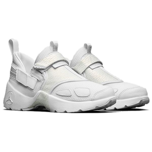 Jordan Trunner Low Top Basketball Shoes White Unisex 897997-100