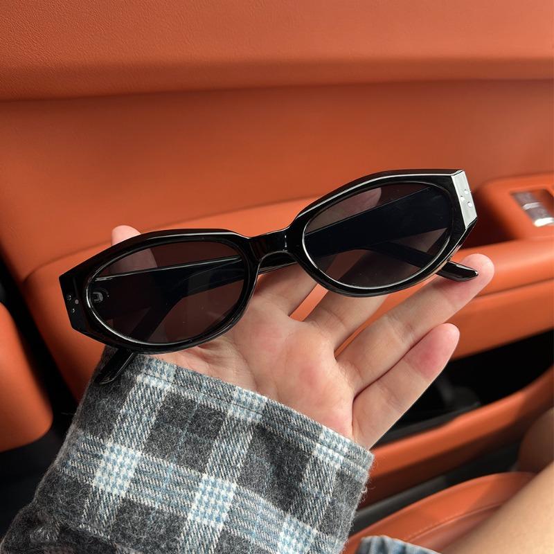 Fashionable Retro Cat Eye Sunglasses Unisex Uv Protection Trendy Eyewear Ladies' High-End Sensation Men'S Style Accessories