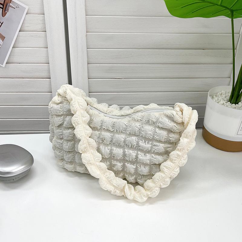 

2025 winter fashion shoulder armpit bag handbag tide this year popular fashion simple temperament commuter bag women