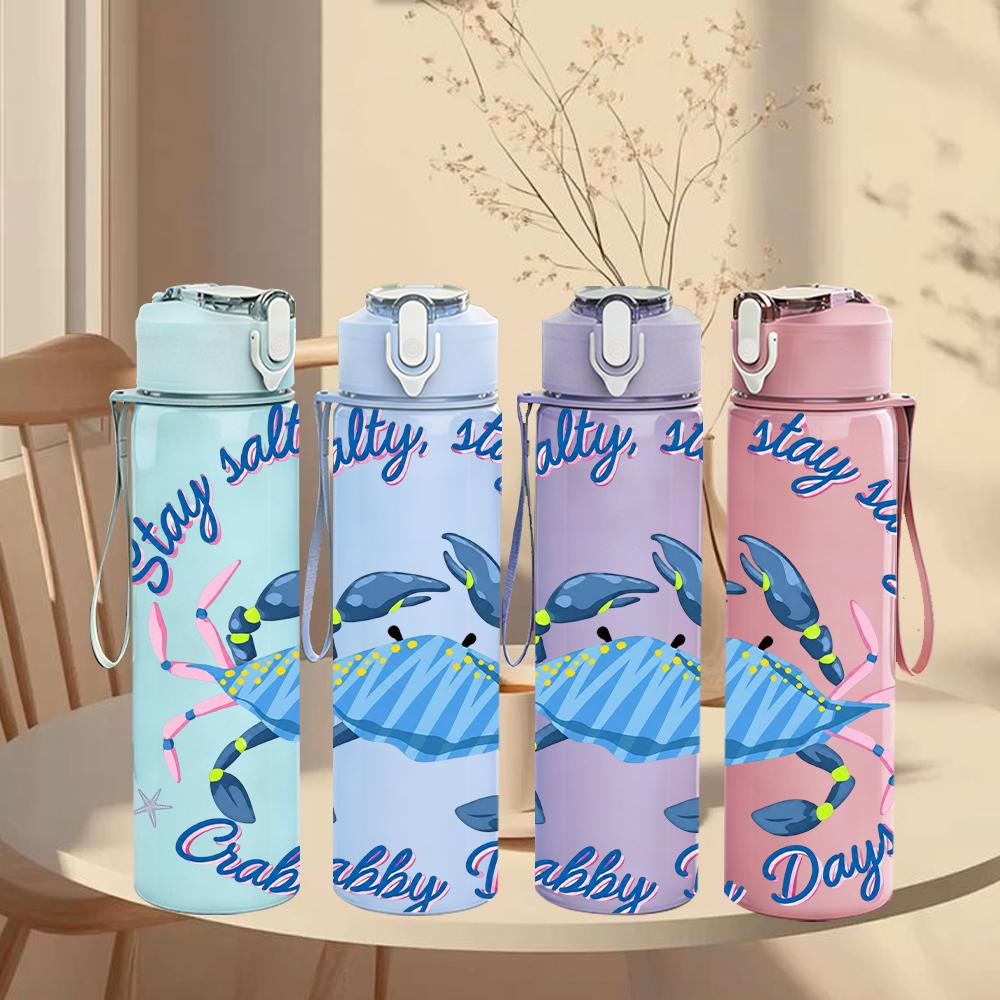 1PC Stay Salty Crab Text 750ml Color Plastic Sports Water Bottle Leakproof Flip Straw Lid Suitable for Sports Office Home Use