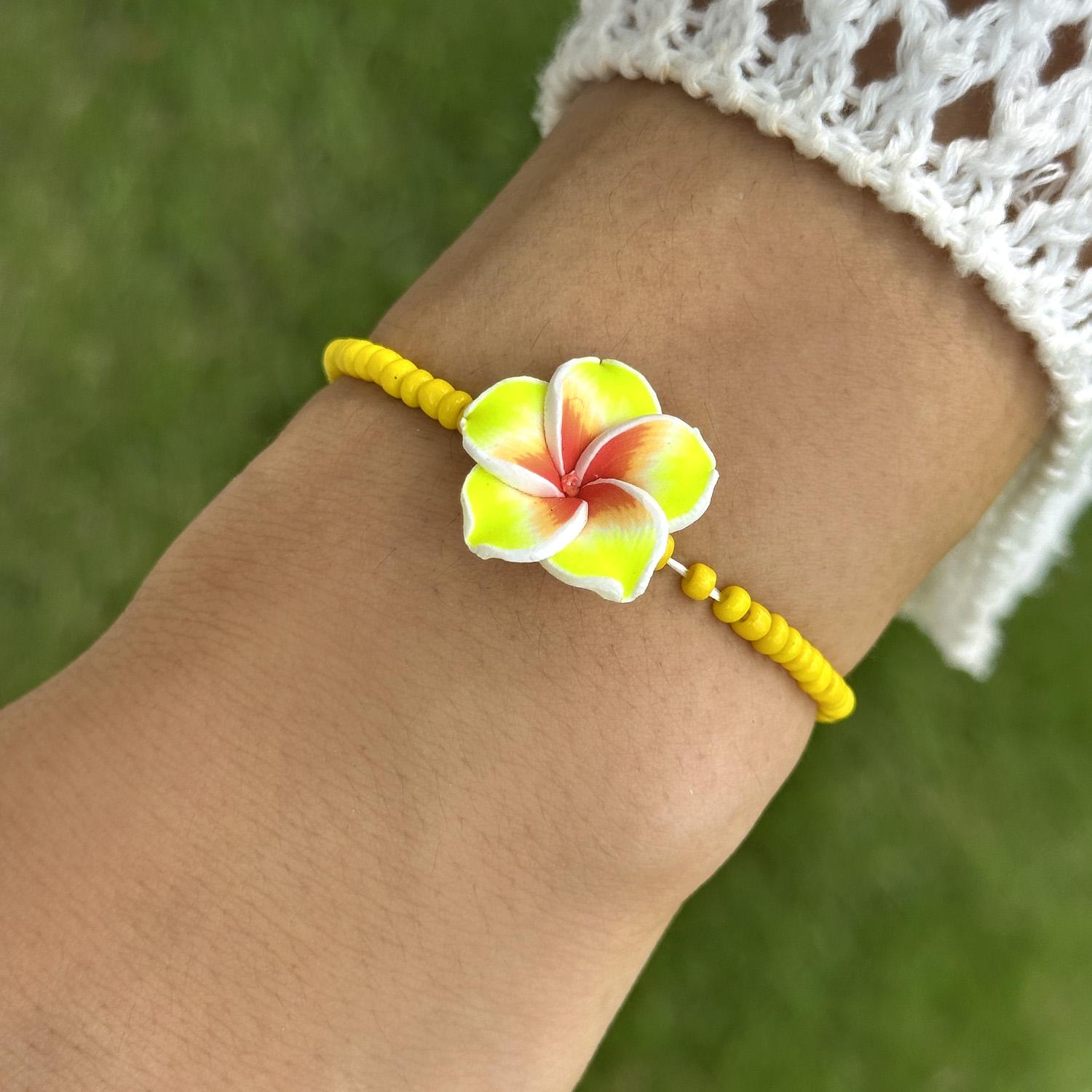 

Bohemian Colorful Big Flower Charm Bracelets for Women Rice Beads Pink Red Blue Soft Clay Flower Bracelets Party Daily Jewelry