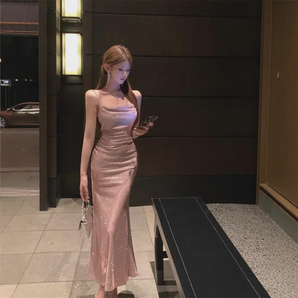 Zeštíhlující šaty s podvazky ve francouzském šik stylu 2024 – Pure Desire