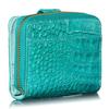[VOICE] This women's SPICE bifold wallet, made by Italian company MASINI, looks like a mini wallet but has the storage capacity of a long wallet.