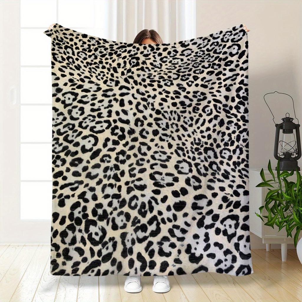 1pc Bohemian Style Black & White Leopard Print Flannel Blanket - Soft Polyester, All-Season Comfort for Home, Office, Camping, Car, Machine Washable,