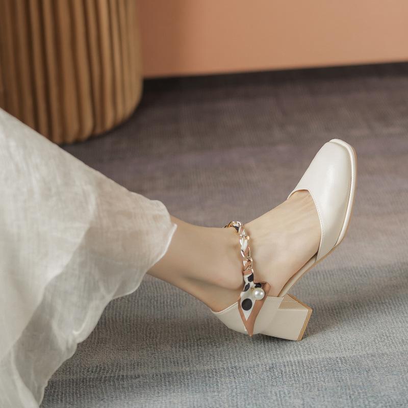 Yue Xinwang Leather Flat for Huizhou Women's Shoes Heels Cool Slippers Wear Summer New Mary Jane High Heel Sandals