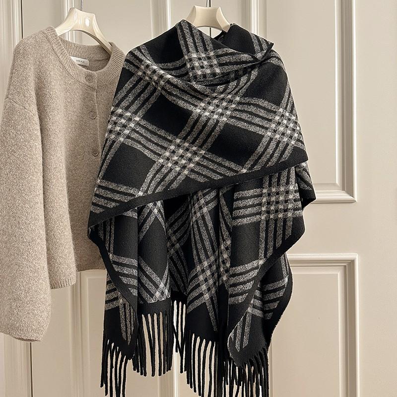 Damen Winter Warmer Gestrickter Schal Mit Fransen Schlitzdesign Dicker Umhang-Stil Wickel Reisefotografie