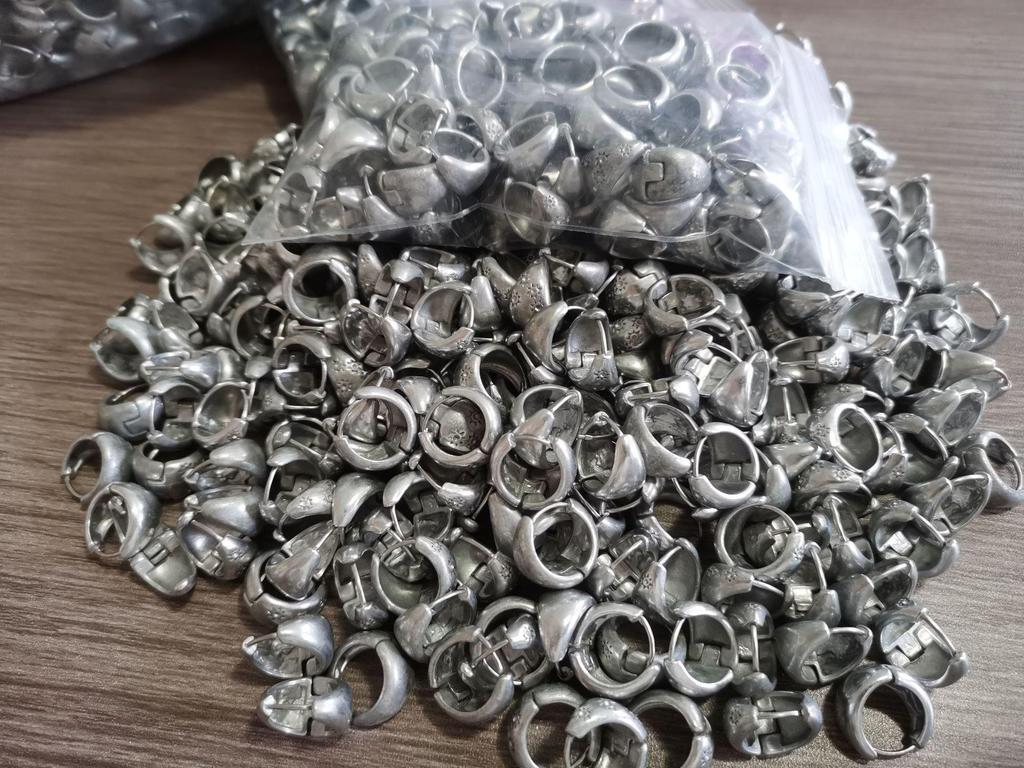 Retro Geometryczne Metalowe Owalne Kolczyki w Kształcie Litery U dla Kobiet