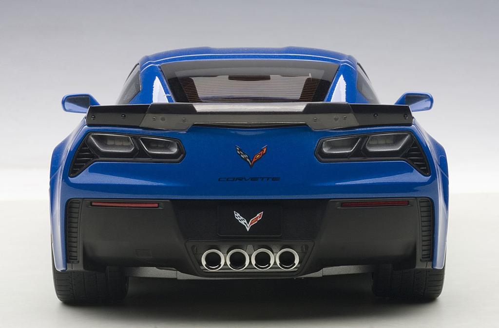 AUTOart Chevrolet Corvette Z06 Hotový produkt 1/18 (C7) (Modrý)