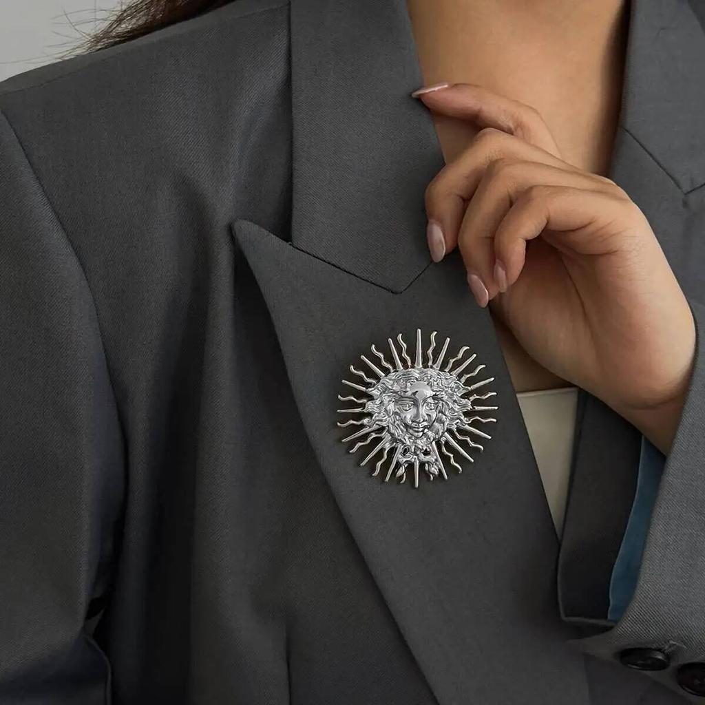 SHIXIN Vintage Sun Flower Brooch Women Exquisite Irregular Metal Shirt Dress Suit Collar Pins Clip Versatile Jewelry Accessories