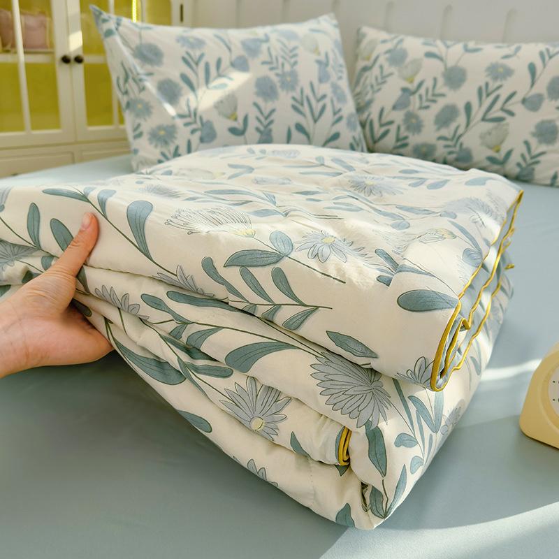Cartoon Printed Wrinkled Yarn Summer Quilts Cozy Single and Double Air-Conditioned Quilt Cooling Breathable Home Soft Bedspread