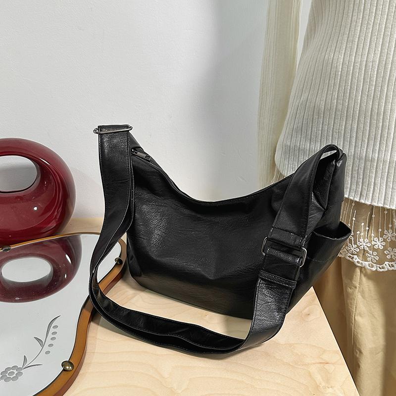 Women's Bag PU Underarm Bag Solid Color Crossbody Bag Shoulder Bag