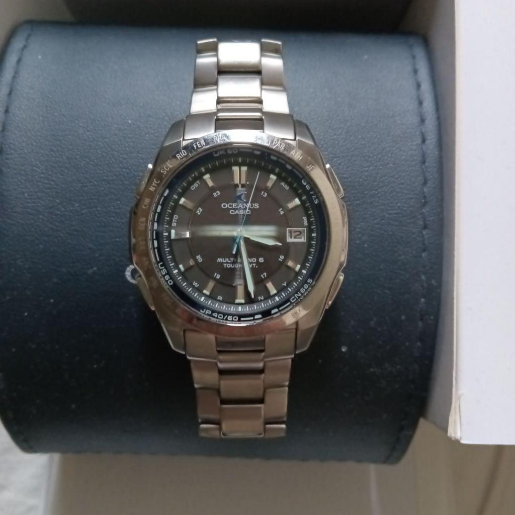 Used CASIO OCEANUS Radio-controlled Solar Watch