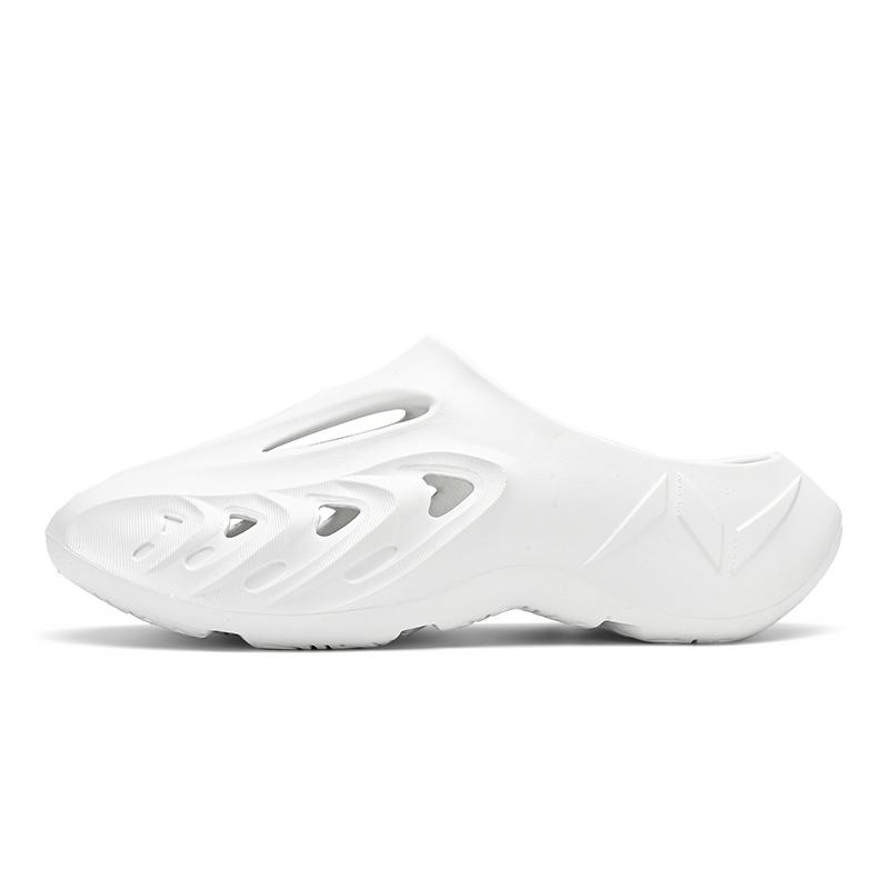 Fashion Hot Style Men's Slippers Trendy Personality Indoor Outdoor Men Slipper Soft Comfort Light Men Sandal Slipper Beach Shoe for Men