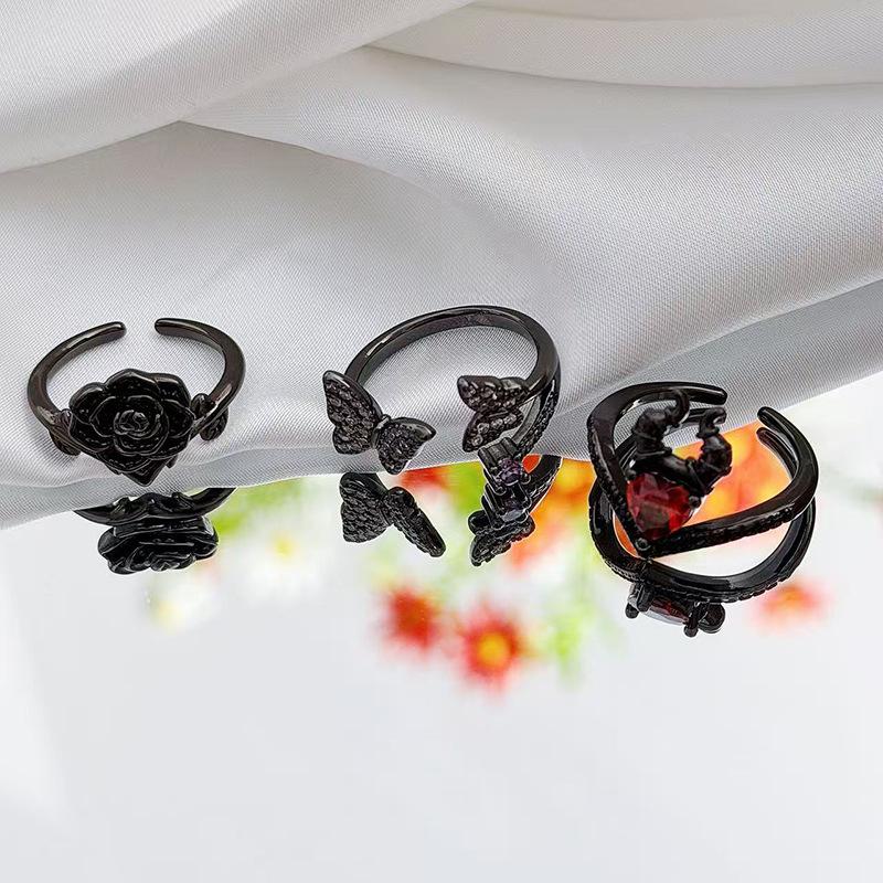 Light Luxury Retro Dark Personality Rose Butterfly Open Ring Women'S Fashion Temperament Fashion Punk Index Finger Ring