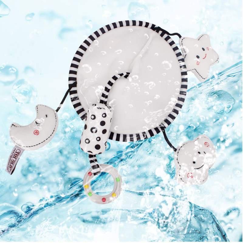 Infant Black And White Rattle Bell Wind Chime Baby Cot Hanging Rotation Bed Bell