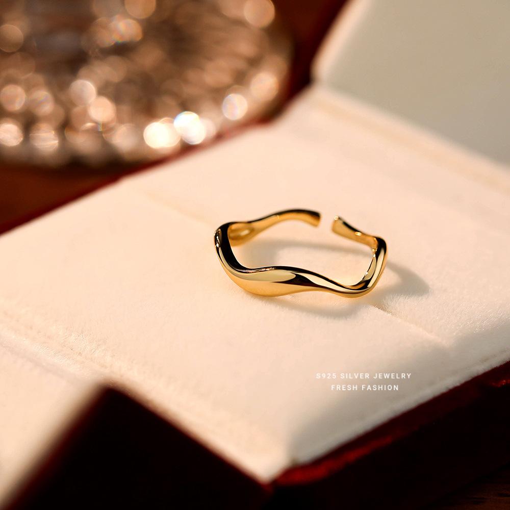 

Real 925 Sterling Silver Geometric Waves Simple Rings For Women Wedding Party Jewelry Temperament Elegant Ring Fine Jewelry золотой