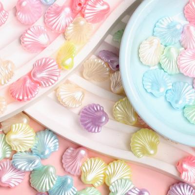 100-200 pezzi Fiocchi Conchiglie Perline sciolte Acrilico Farfalla Girasoli Per Collana Creazione di gioielli Fai da te Braccialetti Moda