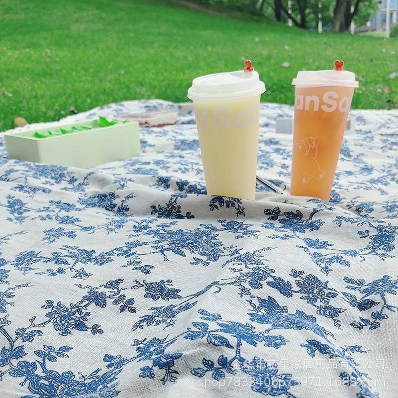 Yellow picnic mat outdoor tablecloth camping floor mat moisture-proof fabric mat anti-thickened picnic floor mat household picnic cloth