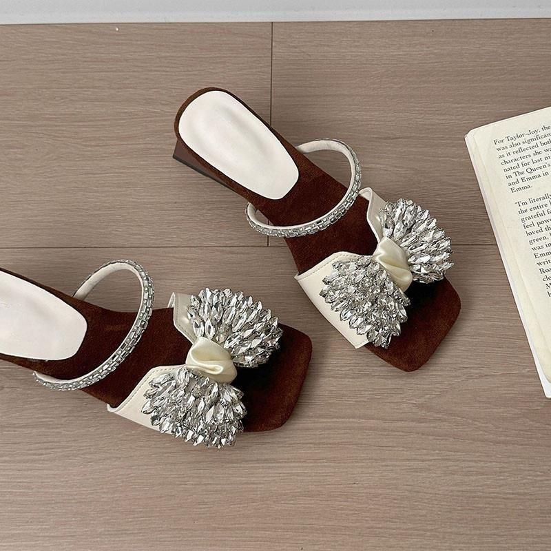 

2025 new French thick heel high heels women s shoes summer beautiful sandals outer wear slippers low heel square head sandals 40