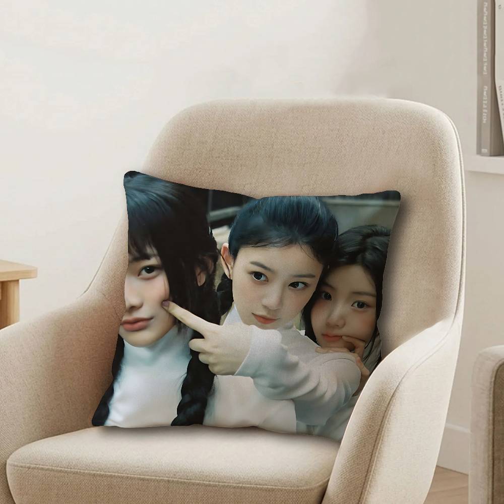 Kpop IILLIT Pillow Covers Cartoon Sofa Decorative Home Doublesided Printing Short Plush Cute Cushion Cover