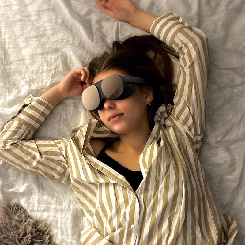 HTC VIVE Flow Smart VR Glasses