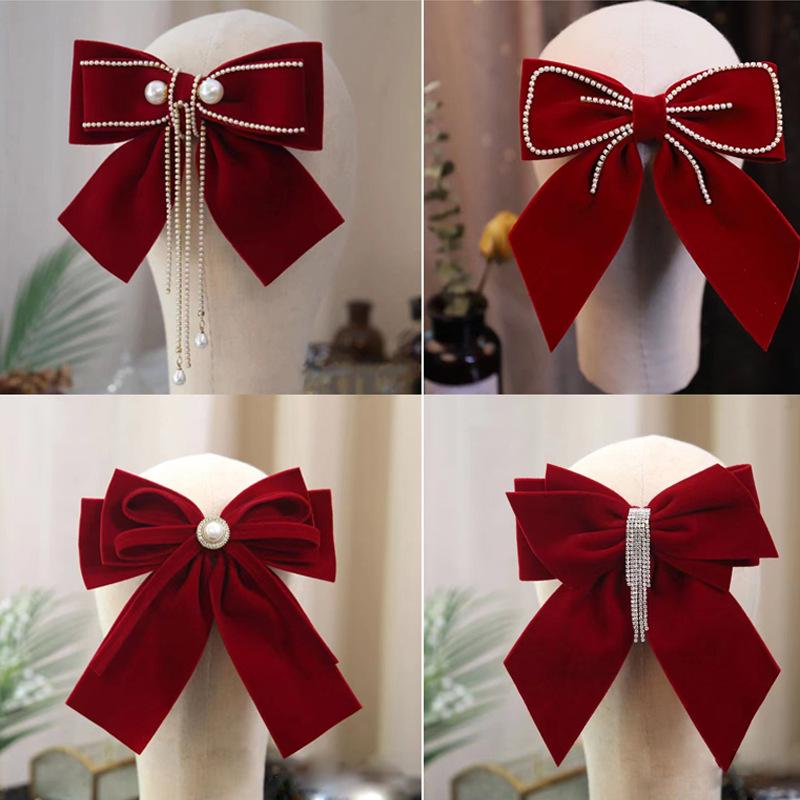 

Autumn/Winter Red Velvet Bow Hair Clip for Bridal Gown and Engagement Dress