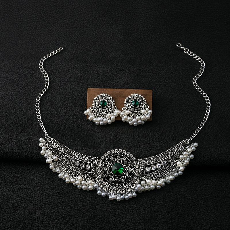 Micro Inlaid Personalized Pearl Earrings Two-piece Set, Exaggerated Ethnic Style Flower Shaped Pendant Jewelry Set